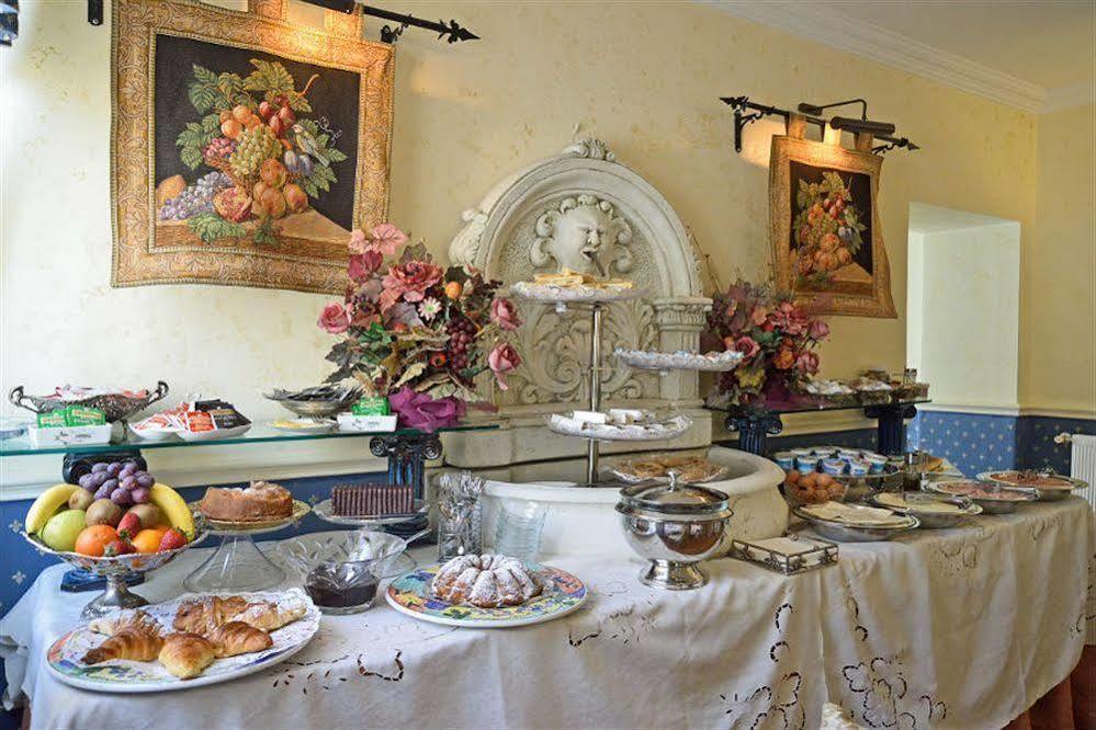 Residenza Antica Pensión 4*